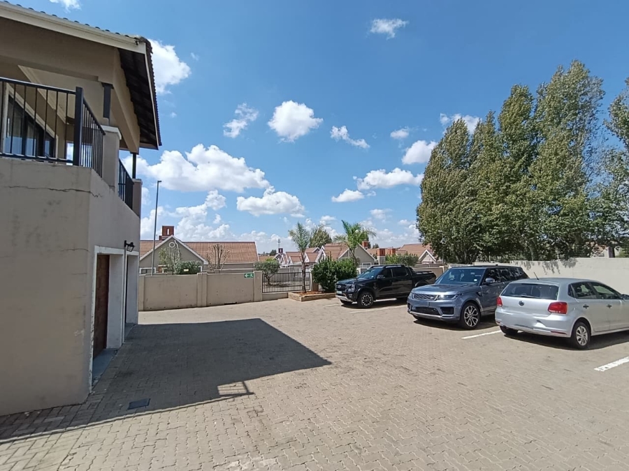 4 Bedroom Property for Sale in Lilyvale S H Free State